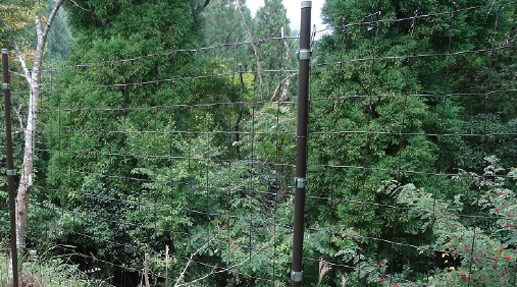 景観に配慮したブラウン色の防護柵 「パタサク」